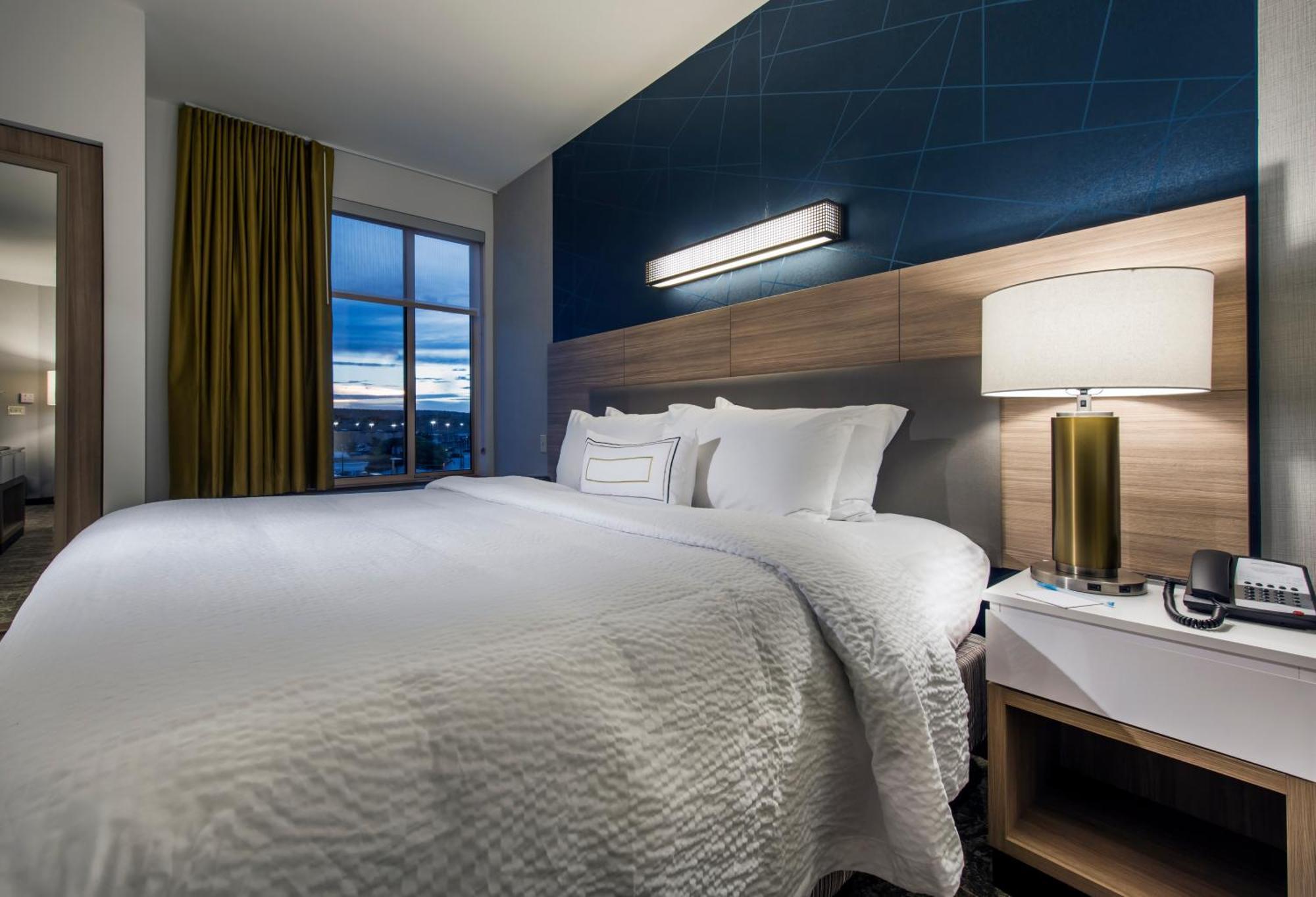 Hotel Springhill By Marriott Gallup